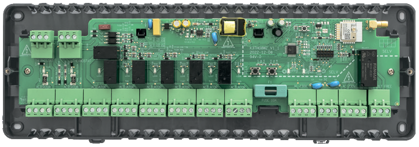 Центр коммутации ENGO Controls 6 зон ZigBee (+2 проводные зоны), 230 В, ECB62-ZB